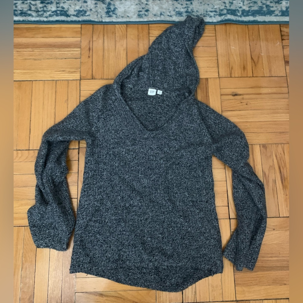 Hooded grey sweater